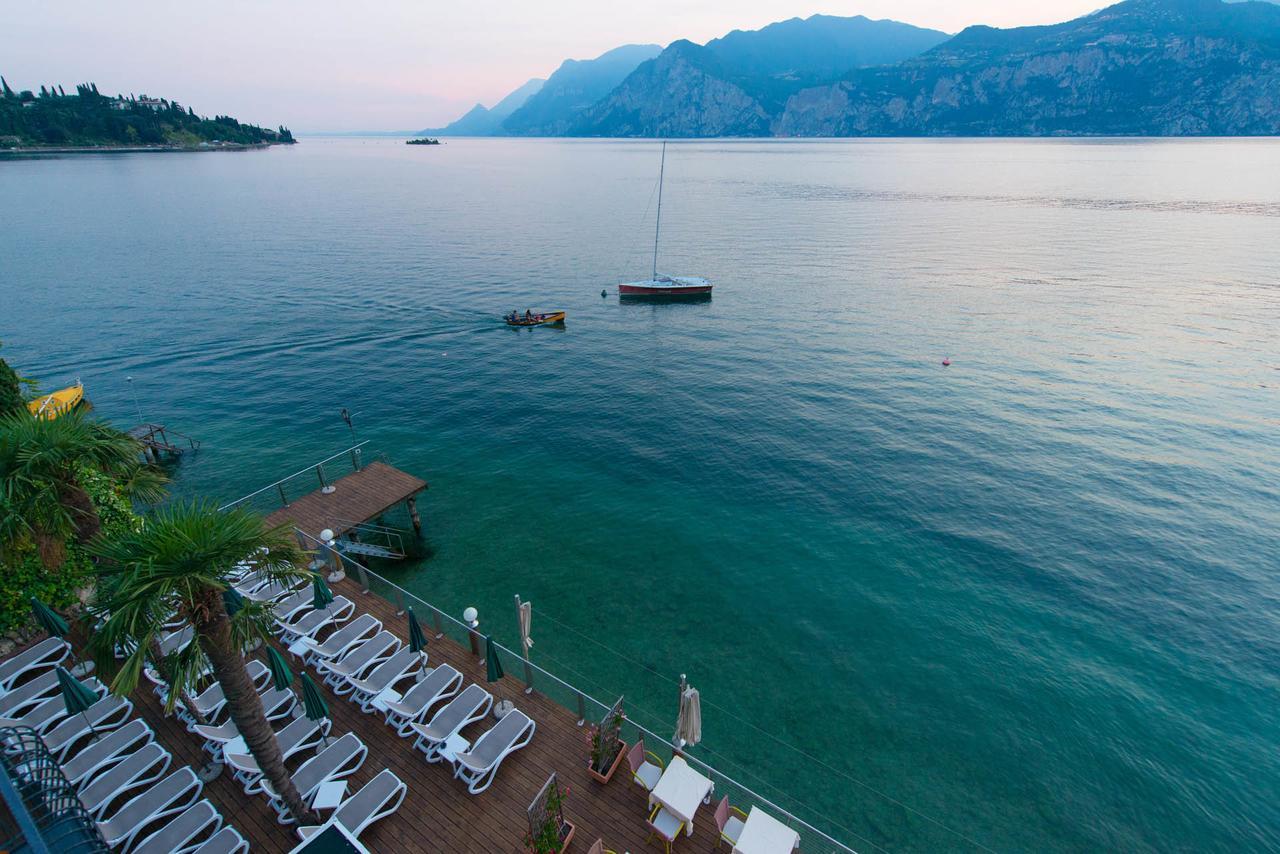 Hotel Venezia Малчезине Екстериор снимка