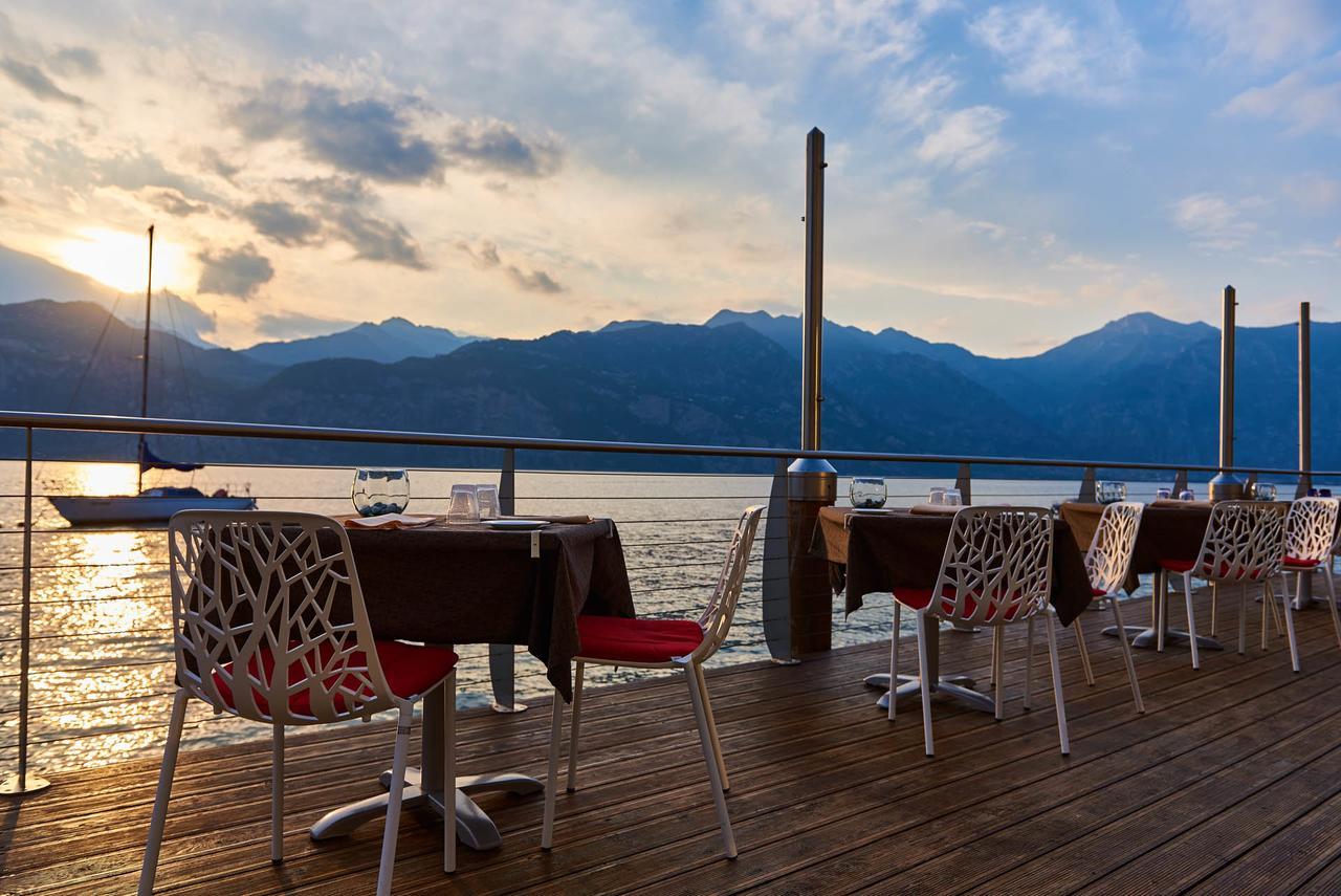 Hotel Venezia Малчезине Екстериор снимка